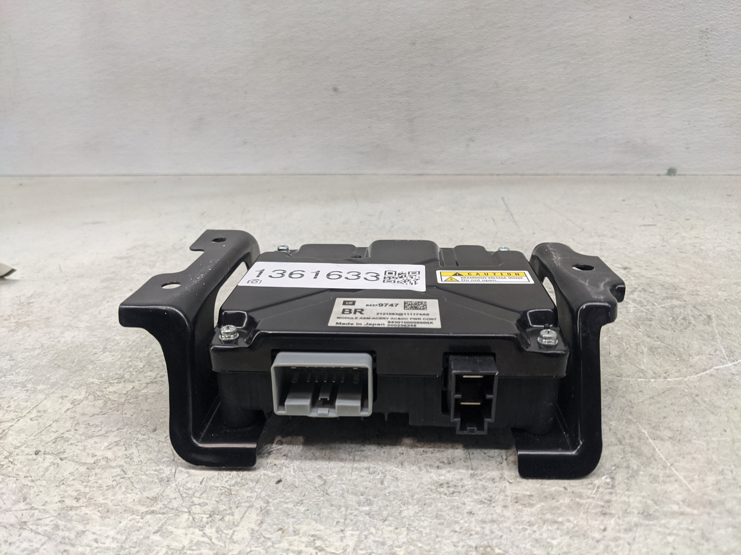 2019-2022 Gmc Sierra 1500 Radio AM FM Cd Player Receiver Replacement P/N:84379747 Fits Fits 2019 2020 2021 2022 OEM Used Aut