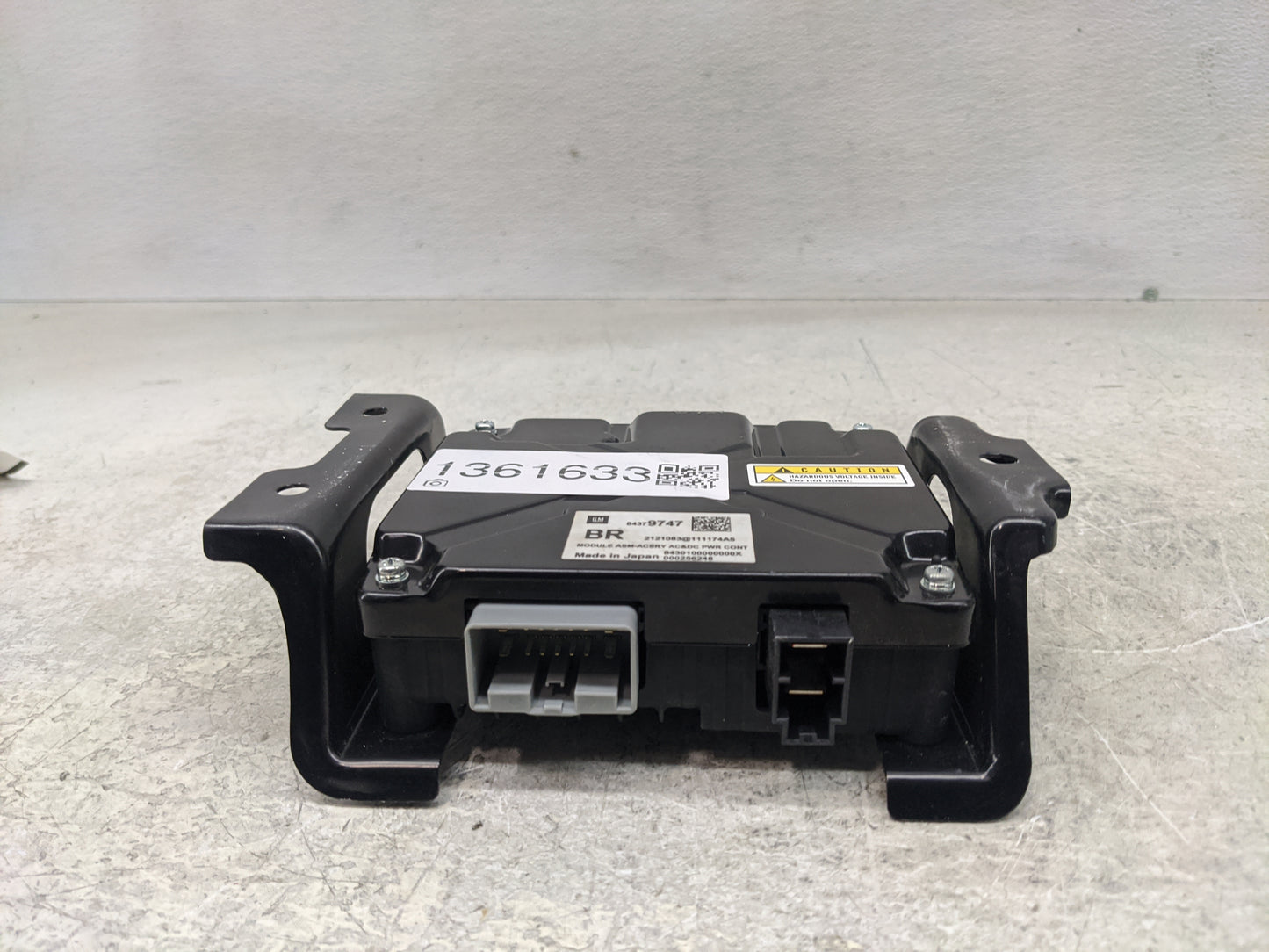 2019-2022 Gmc Sierra 1500 Radio AM FM Cd Player Receiver Replacement P/N:84379747 Fits Fits 2019 2020 2021 2022 OEM Used Aut