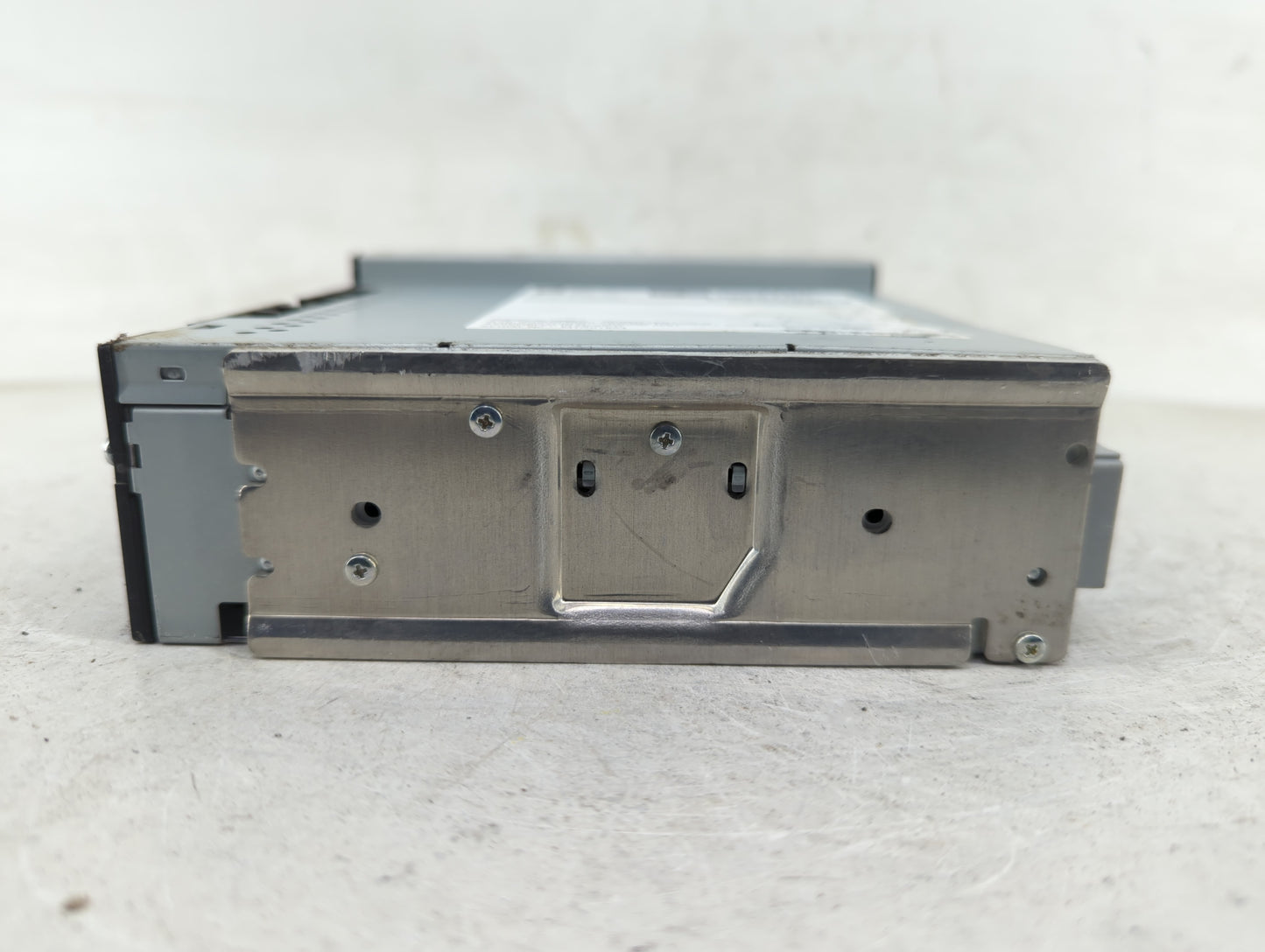 2020-2022 Gmc Sierra 1500 Radio AM FM Cd Player Receiver Replacement P/N:85521706 Fits Fits 2020 2021 2022 OEM Used Auto Par