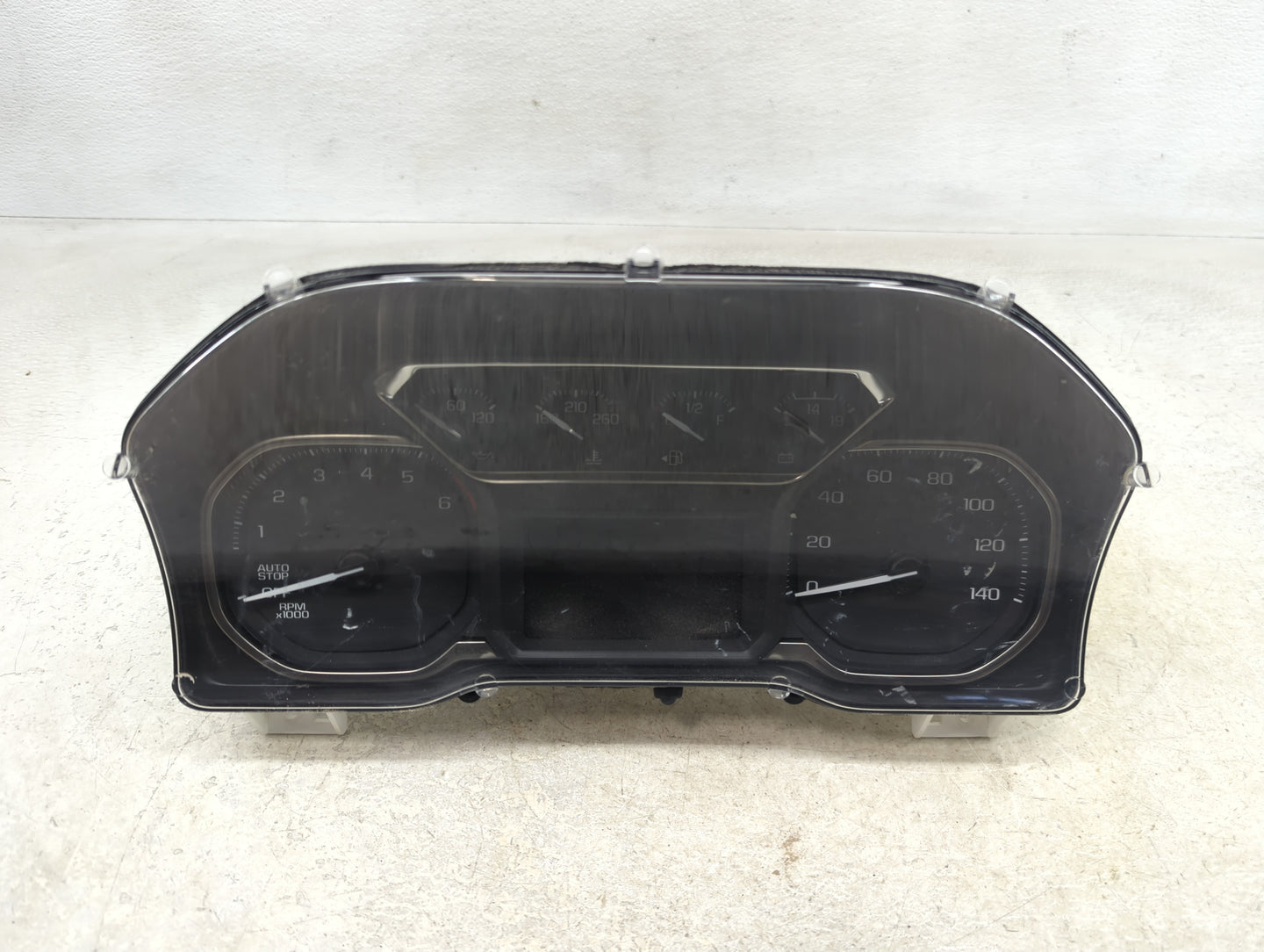 2021 Gmc Sierra 1500 Instrument Cluster Speedometer Gauges P/N:812610798 84960231 Fits OEM Used Auto Parts - Oemusedautopart