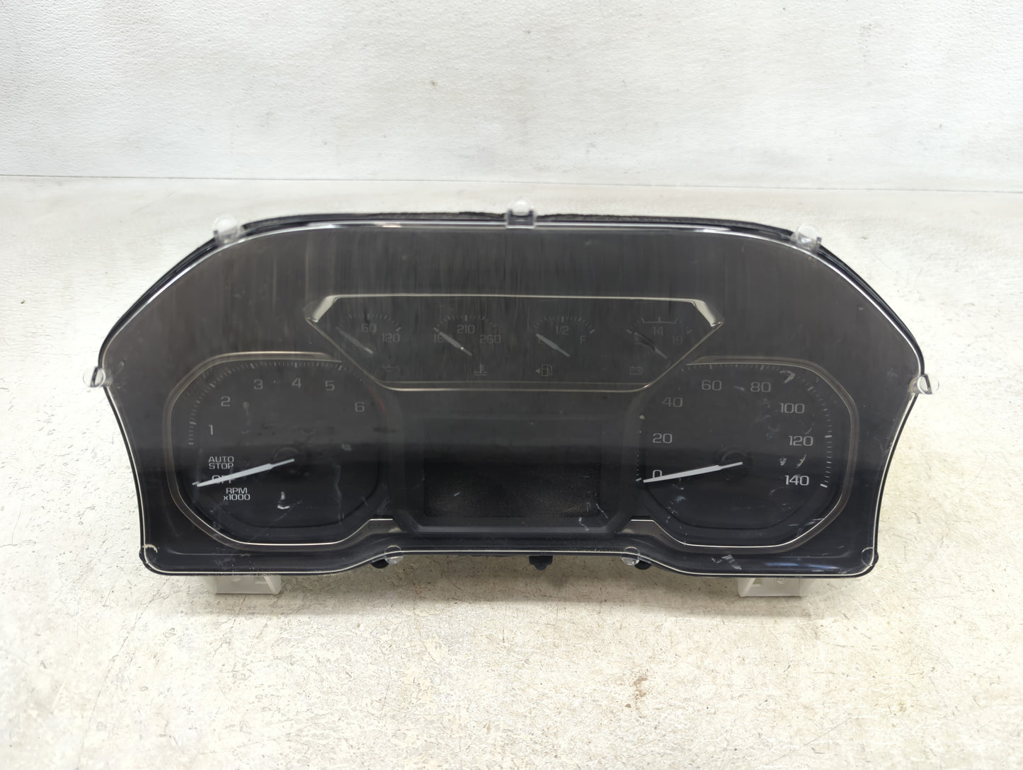 2021 Gmc Sierra 1500 Instrument Cluster Speedometer Gauges P/N:812610798 84960231 Fits OEM Used Auto Parts - Oemusedautopart