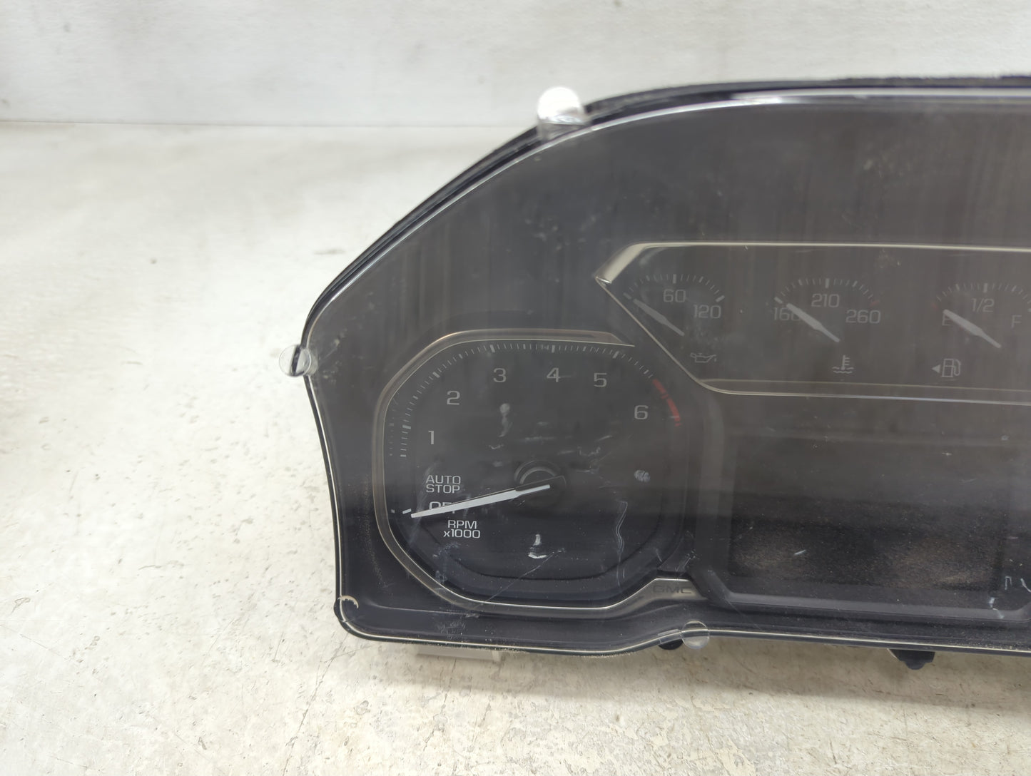 2021 Gmc Sierra 1500 Instrument Cluster Speedometer Gauges P/N:812610798 84960231 Fits OEM Used Auto Parts - Oemusedautopart