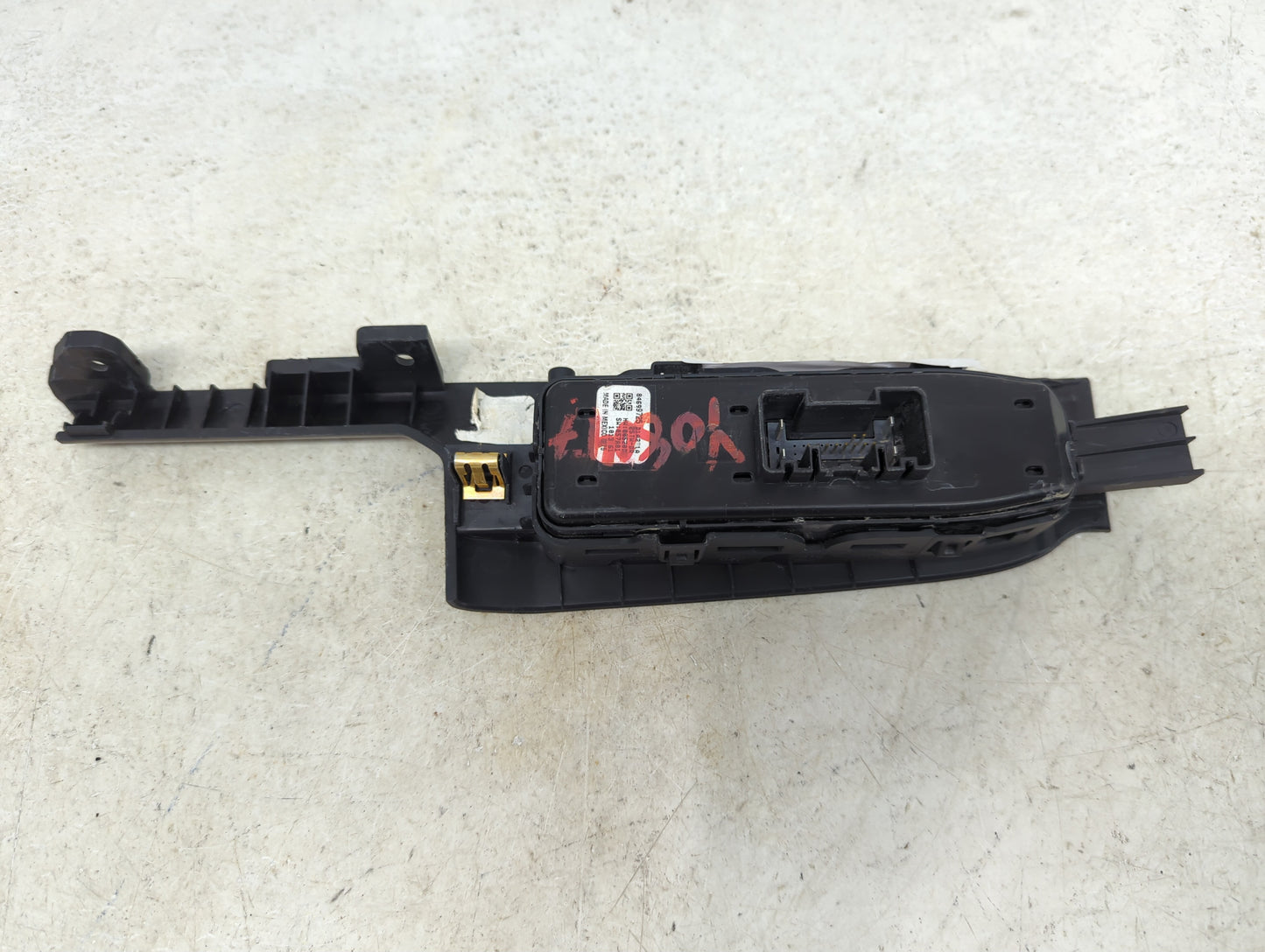 2019-2022 Gmc Sierra 1500 Master Power Window Switch Replacement Driver Side Left P/N:84699725 Fits OEM Used Auto Parts - Oe