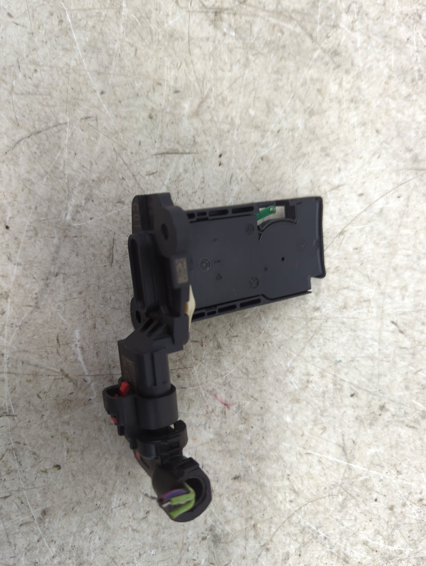 2019-2022 Gmc Sierra 1500 Mass Air Flow Meter Maf 1488669 - Oemusedautoparts1.com