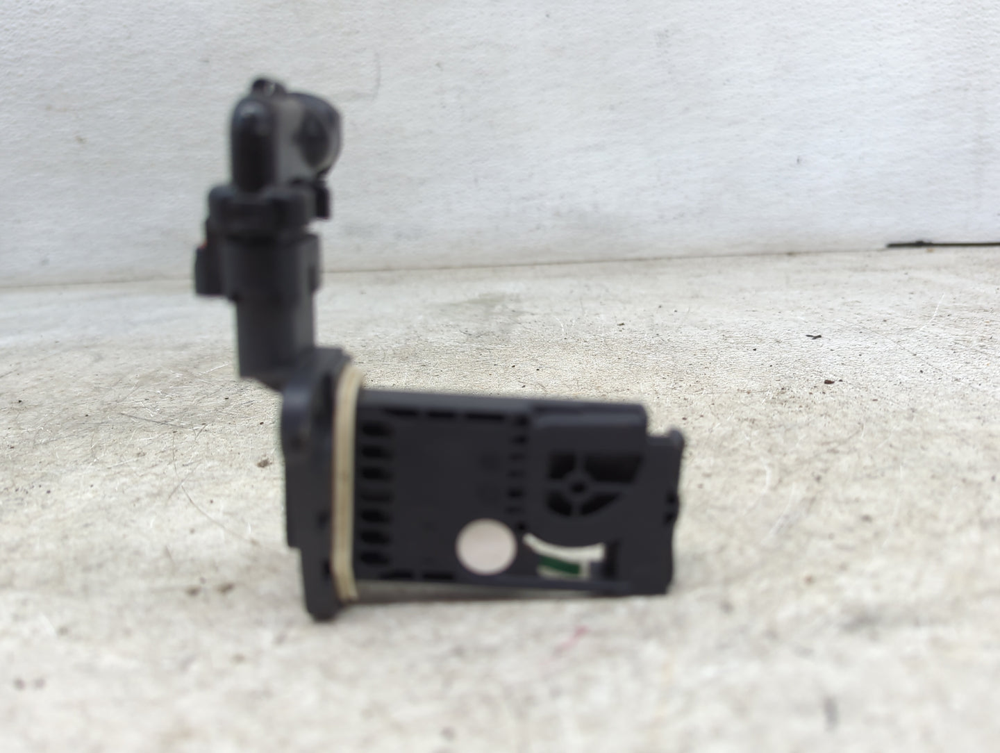 2019-2022 Gmc Sierra 1500 Mass Air Flow Meter Maf 1488669 - Oemusedautoparts1.com