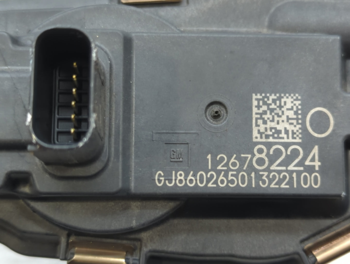 2014-2022 Gmc Sierra 1500 Throttle Body P/N:12678224 Fits Fits 2014 2015 2016 2017 2018 2019 2020 2021 2022 OEM Used Auto Pa