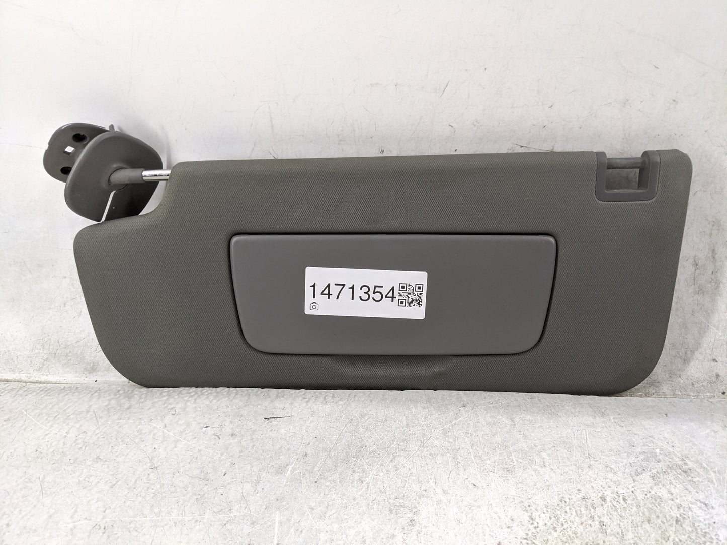 2020-2022 Gmc Sierra 2500 Sun Visor Shade Replacement Driver Left Mirror Fits Fits 2019 2020 2021 2022 OEM Used Auto Parts -