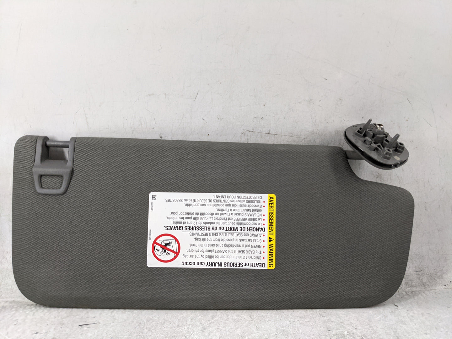 2020-2022 Gmc Sierra 2500 Sun Visor Shade Replacement Driver Left Mirror Fits Fits 2019 2020 2021 2022 OEM Used Auto Parts -