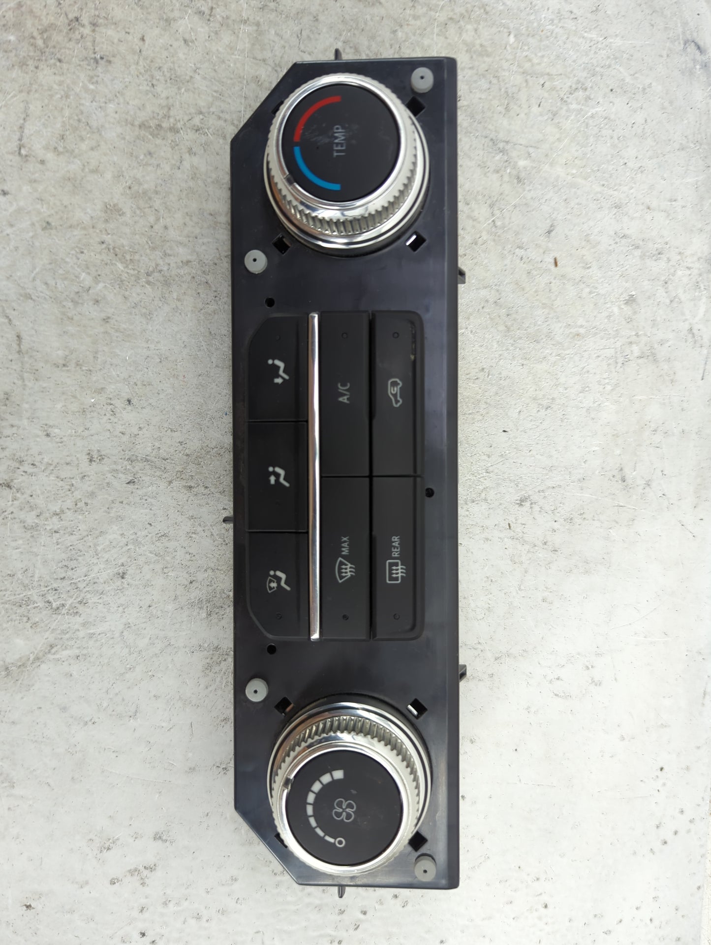 2021 Gmc Sierra 2500 Climate Control Module Temperature AC/Heater Replacement P/N:84499507 737020000000000X Fits Fits 2019 2