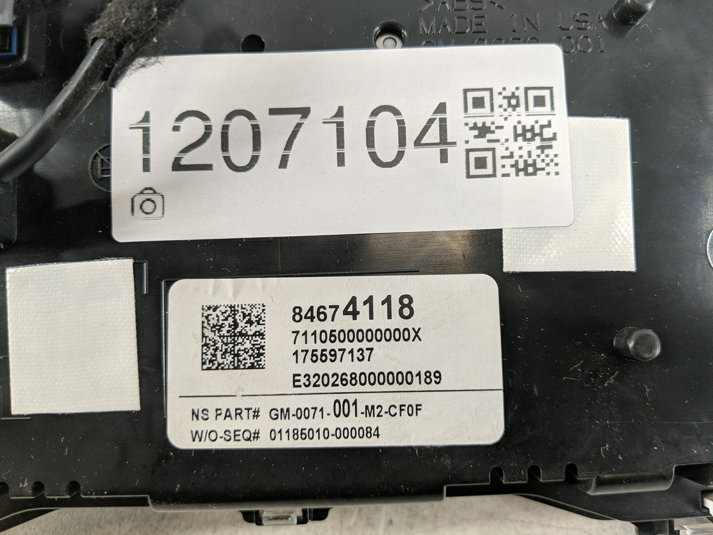 2020-2021 Gmc Terrain Instrument Cluster Speedometer Gauges P/N:84674118 Fits Fits 2020 2021 OEM Used Auto Parts - Oemusedau