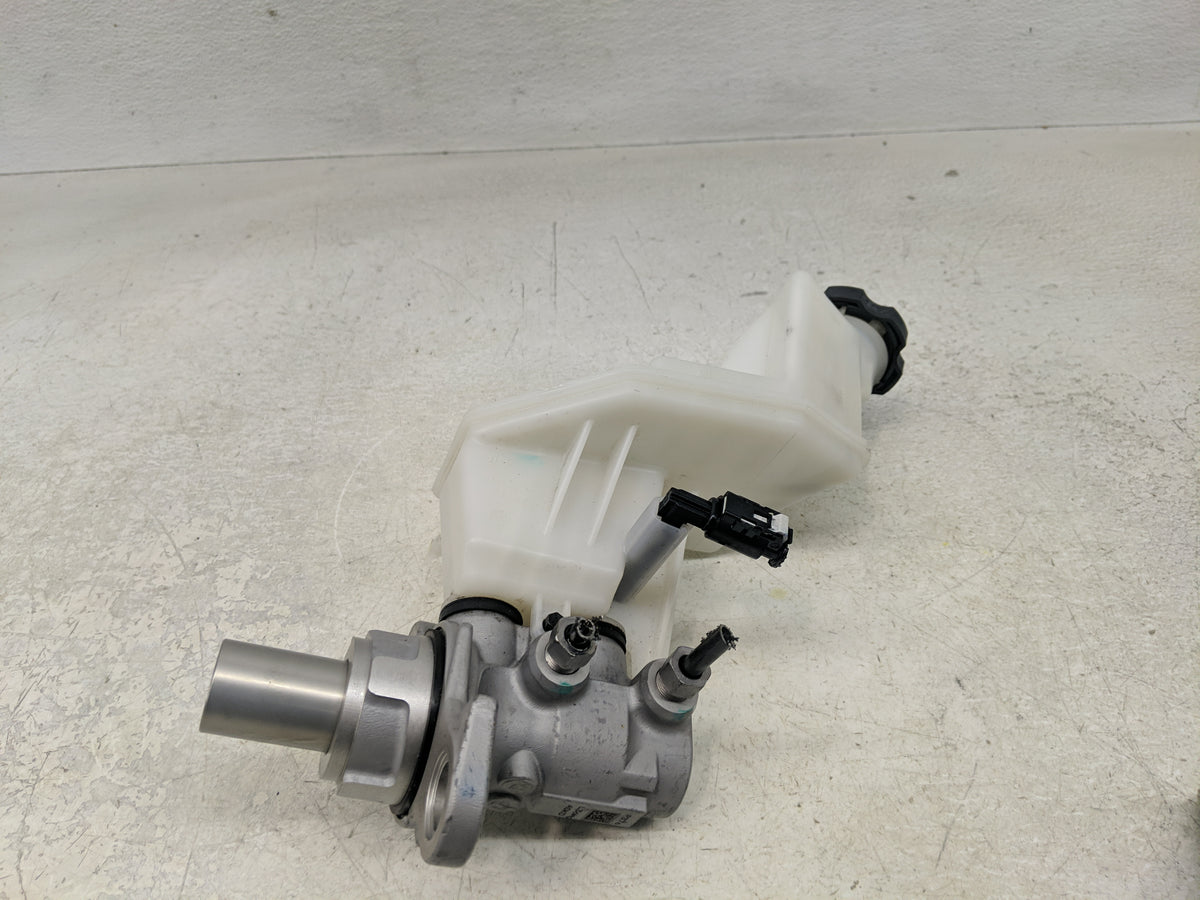 Gmc Terrain Brake Master Cylinder 1312053 - Oemusedautoparts1.com