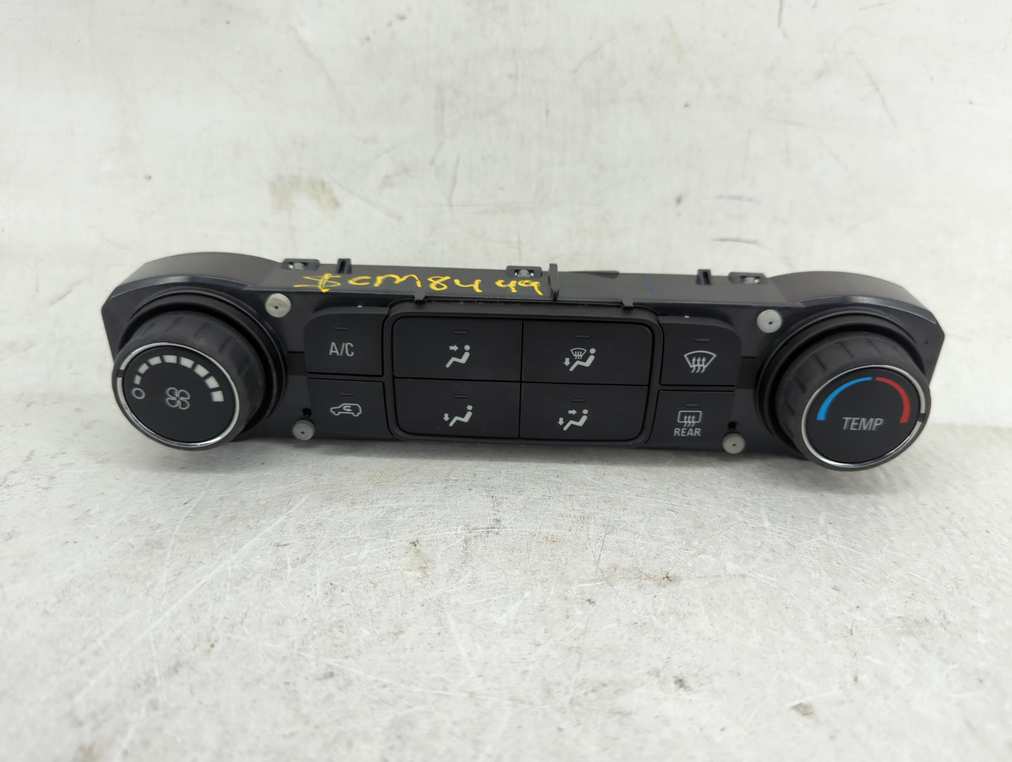 2021 Gmc Terrain Climate Control Module Temperature AC/Heater Replacement P/N:815372982 84296135 Fits OEM Used Auto Parts - 
