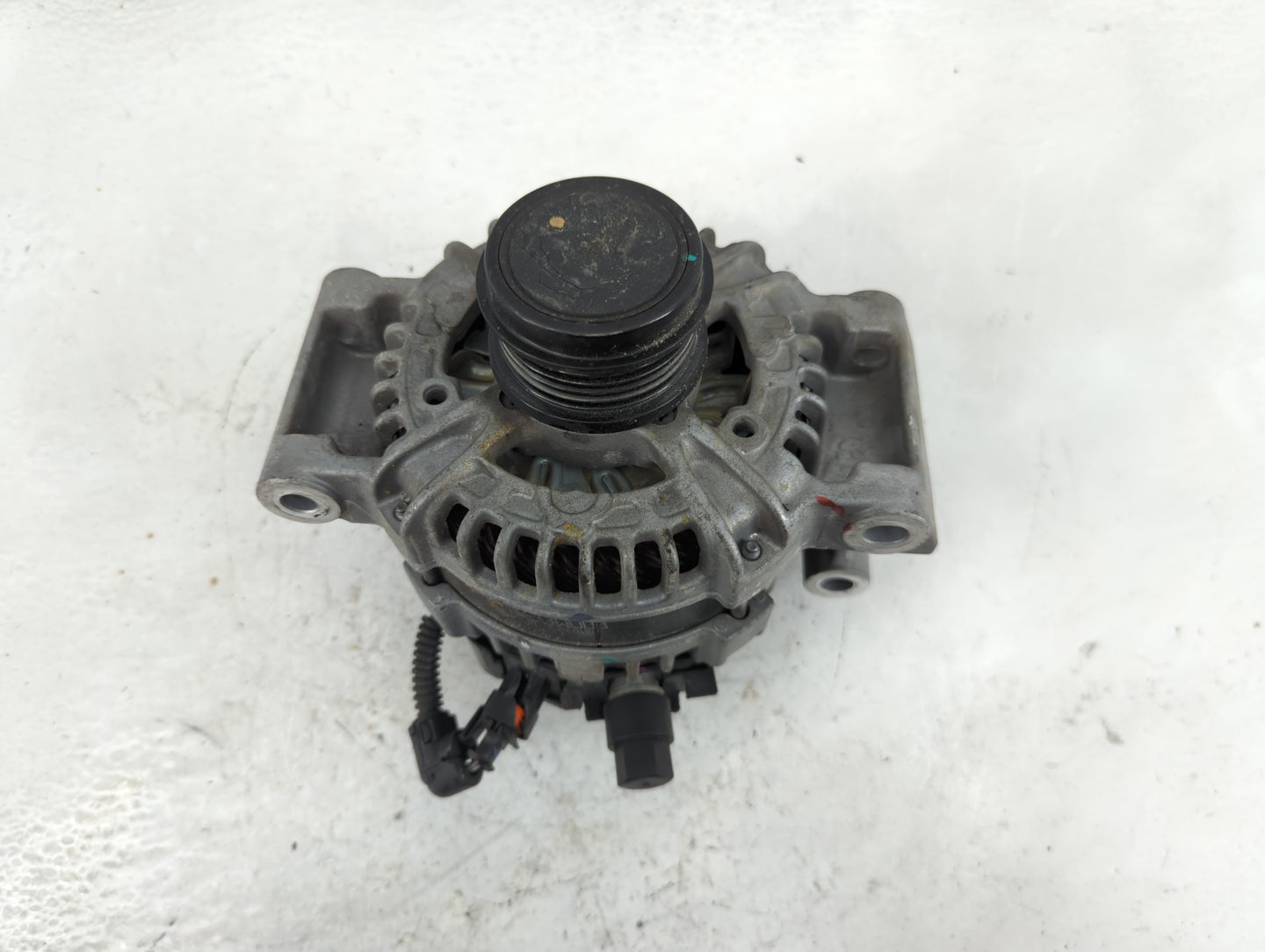 2018-2022 Gmc Terrain Alternator Replacement Generator Charging Assembly Engine OEM P/N:0126312191 Fits OEM Used Auto Parts 