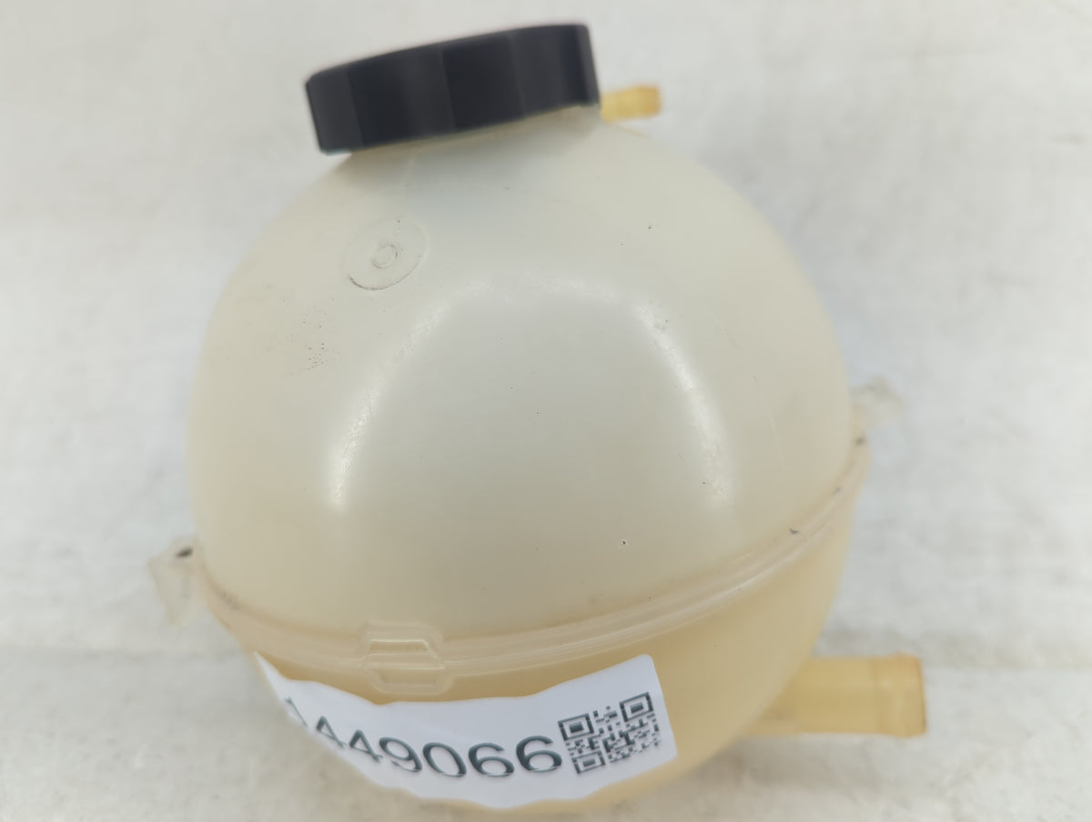 Gmc Terrain Radiator Coolant Overflow Expansion Tank Bottle 1449066 - Oemusedautoparts1.com