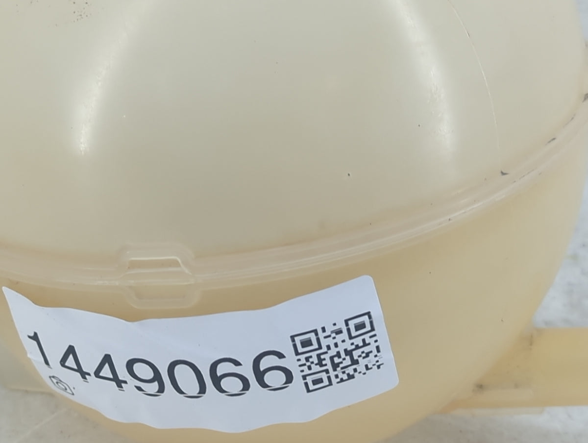 Gmc Terrain Radiator Coolant Overflow Expansion Tank Bottle 1449066 - Oemusedautoparts1.com