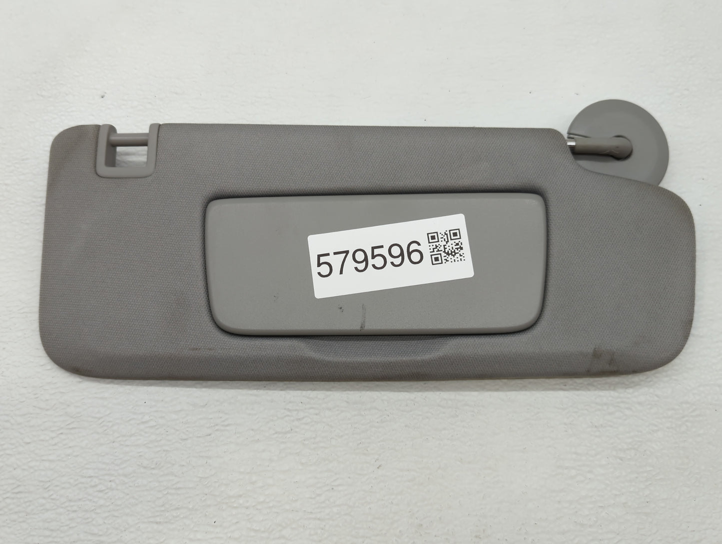 2021 Gmc Terrain Sun Visor Shade Replacement Driver Left Mirror Fits OEM Used Auto Parts - Oemusedautoparts1.com
