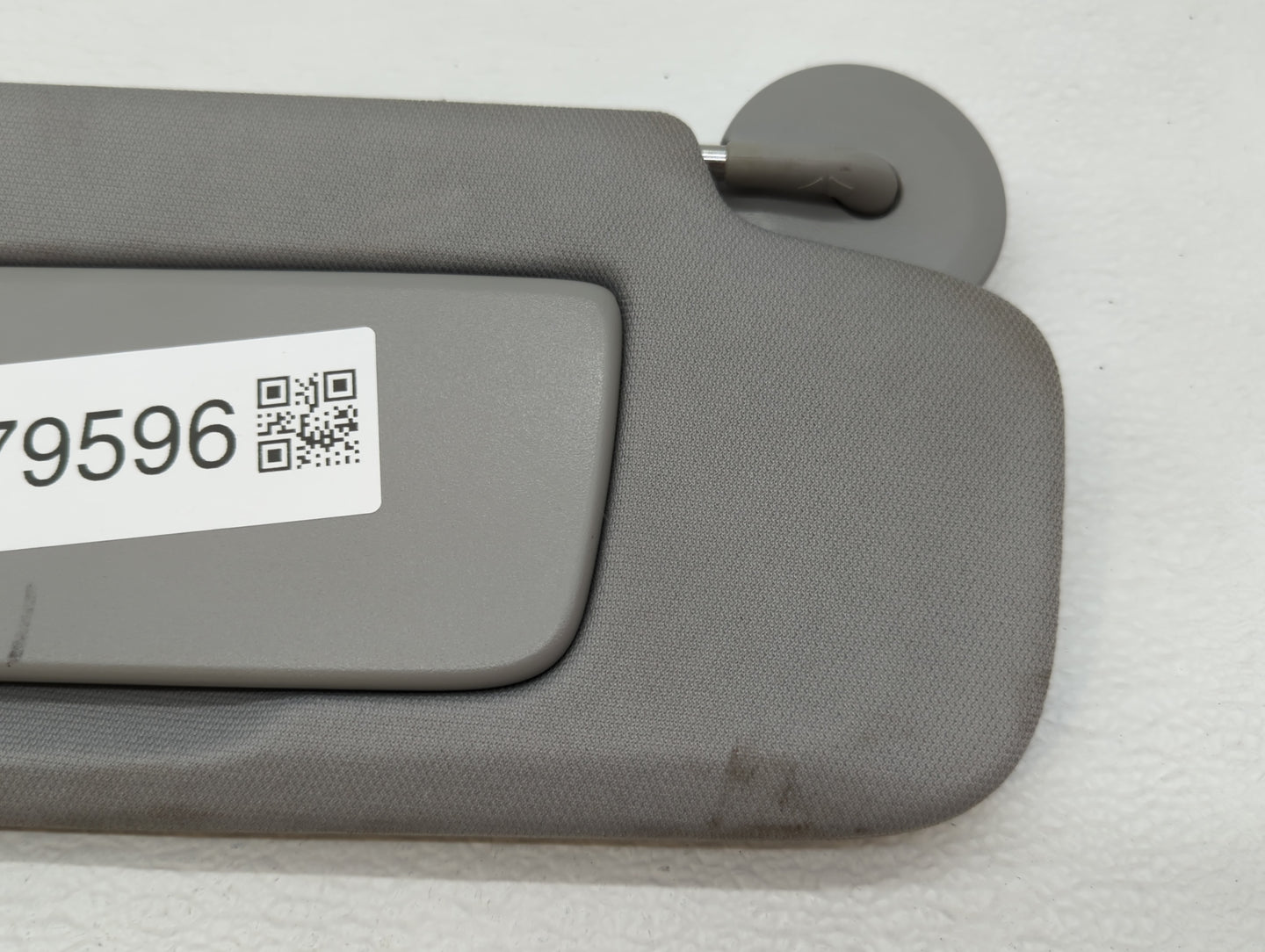 2021 Gmc Terrain Sun Visor Shade Replacement Driver Left Mirror Fits OEM Used Auto Parts - Oemusedautoparts1.com