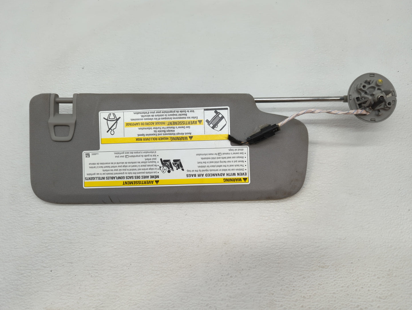 2021 Gmc Terrain Sun Visor Shade Replacement Passenger Right Mirror Fits OEM Used Auto Parts - Oemusedautoparts1.com