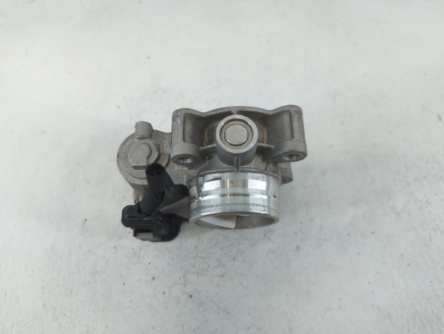 2018-2022 Gmc Terrain Throttle Body P/N:12671379AA Fits Fits 2016 2017 2018 2019 2020 2021 2022 OEM Used Auto Parts - Oemuse