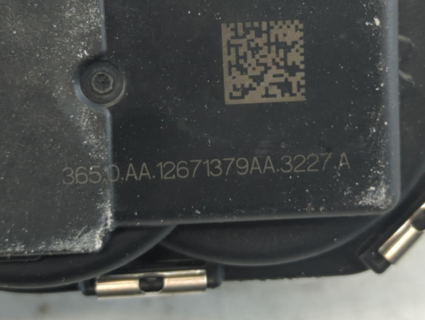 2018-2022 Gmc Terrain Throttle Body P/N:12671379AA Fits Fits 2016 2017 2018 2019 2020 2021 2022 OEM Used Auto Parts - Oemuse