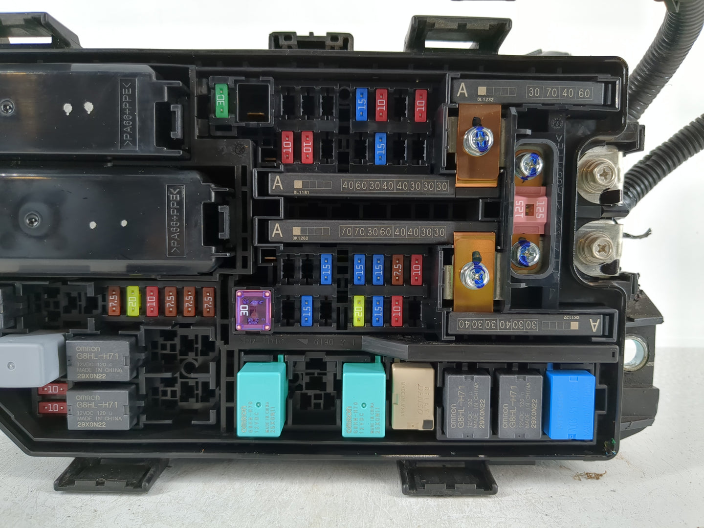 2021-2022 Honda Accord Fusebox Fuse Box Panel Relay Module P/N:50-TVA-A010 Fits Fits 2021 2022 OEM Used Auto Parts - Oemused