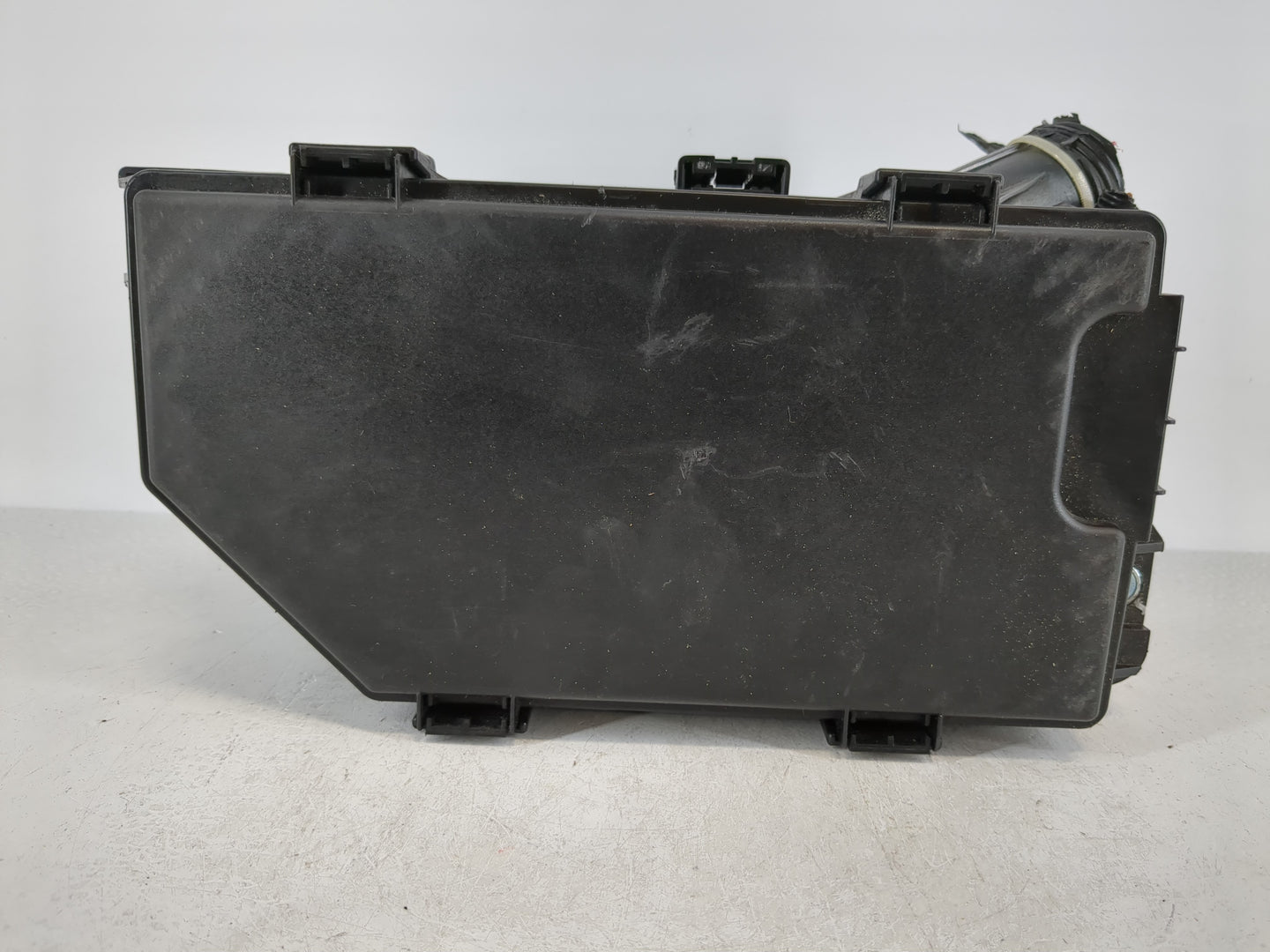 2021-2022 Honda Accord Fusebox Fuse Box Panel Relay Module P/N:50-TVA-A010 Fits Fits 2021 2022 OEM Used Auto Parts - Oemused