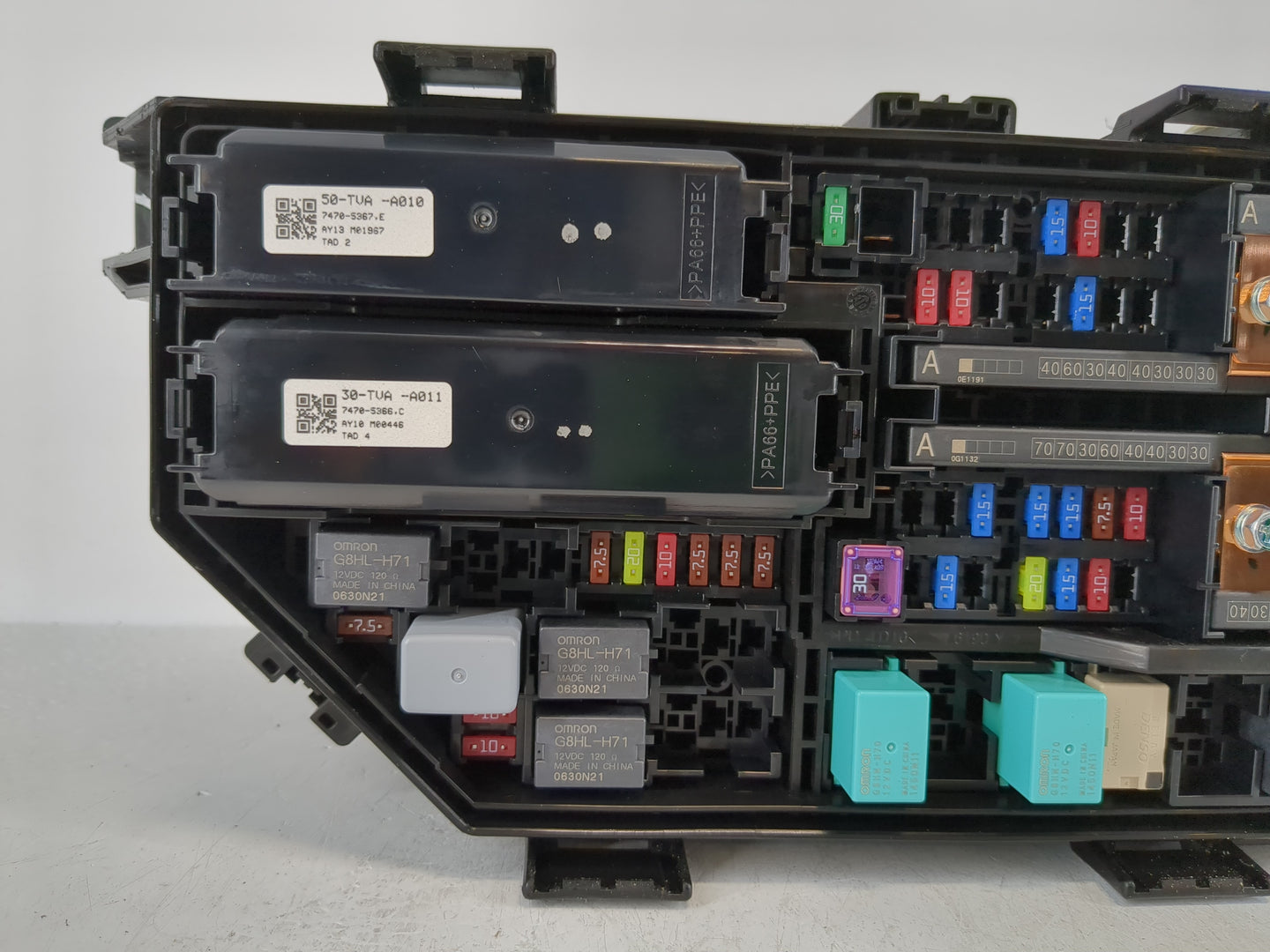 2021-2022 Honda Accord Fusebox Fuse Box Panel Relay Module P/N:50-TVA-A010 Fits Fits 2021 2022 OEM Used Auto Parts - Oemused