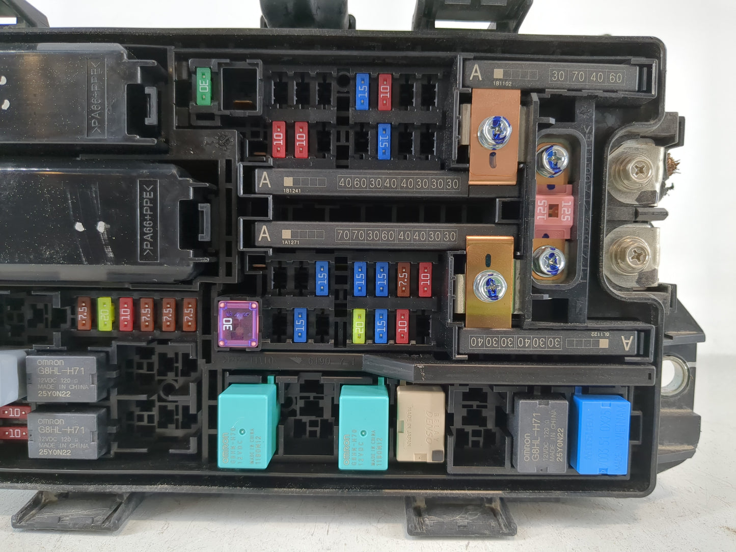 2021-2022 Honda Accord Fusebox Fuse Box Panel Relay Module P/N:50-YVA-A010 Fits Fits 2021 2022 OEM Used Auto Parts - Oemused