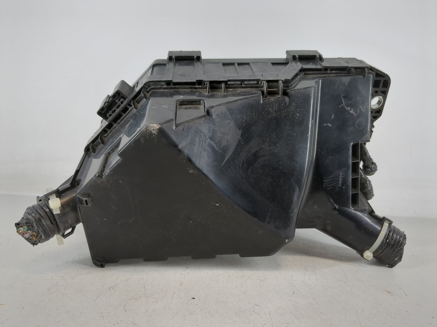 2021-2022 Honda Accord Fusebox Fuse Box Panel Relay Module P/N:50-YVA-A010 Fits Fits 2021 2022 OEM Used Auto Parts - Oemused