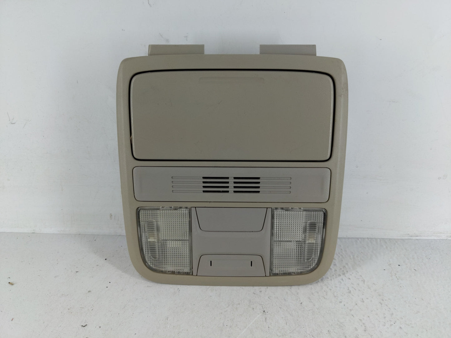 2021 Honda Accord Overhead Roof Console 1168344 - Oemusedautoparts1.com