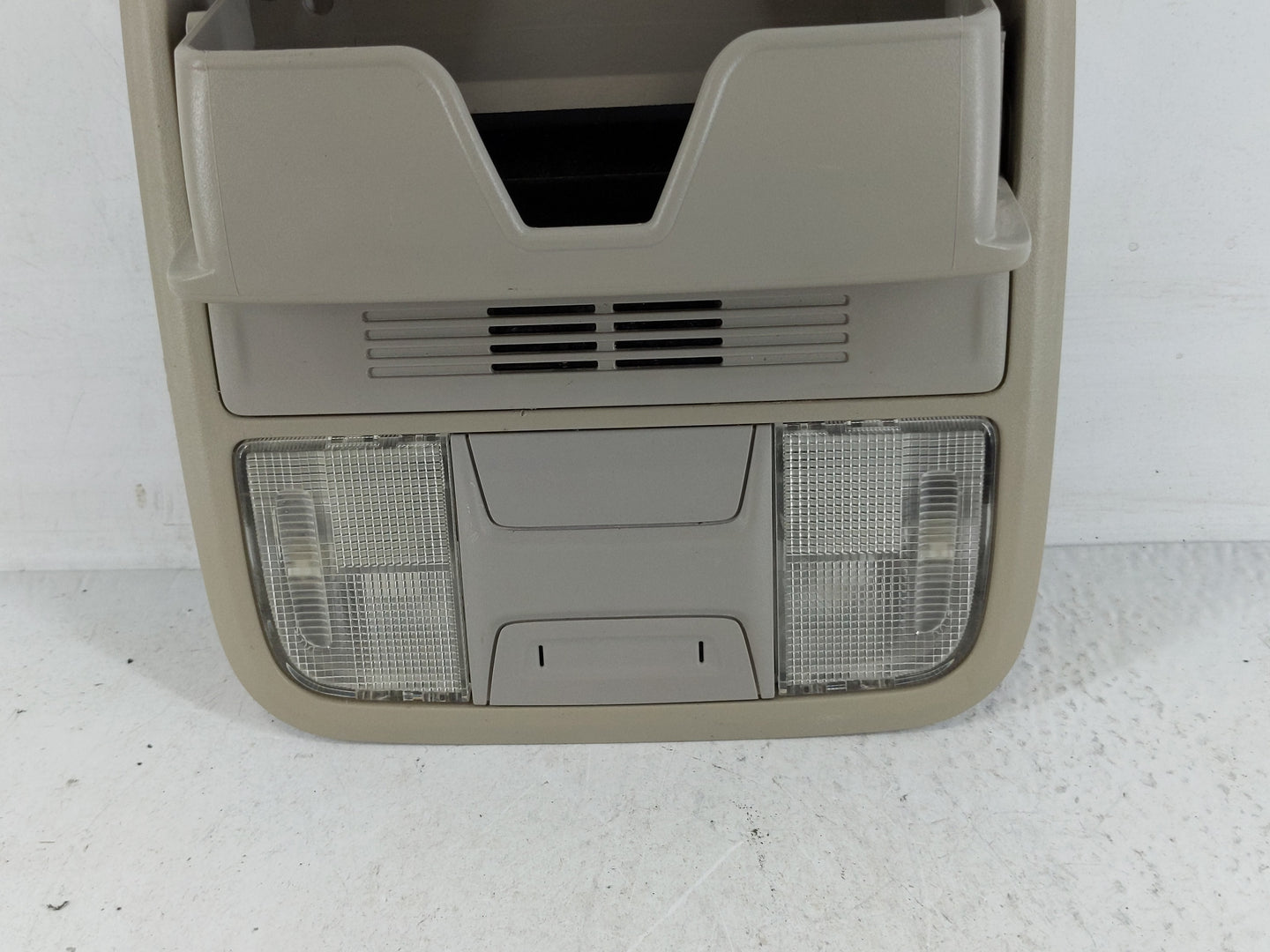 2021 Honda Accord Overhead Roof Console 1168344 - Oemusedautoparts1.com