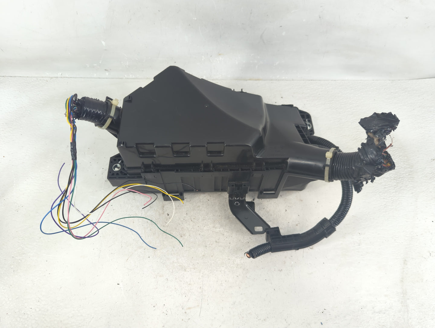 2021-2022 Honda Accord Fusebox Fuse Box Panel Relay Module Fits Fits 2021 2022 OEM Used Auto Parts - Oemusedautoparts1.com