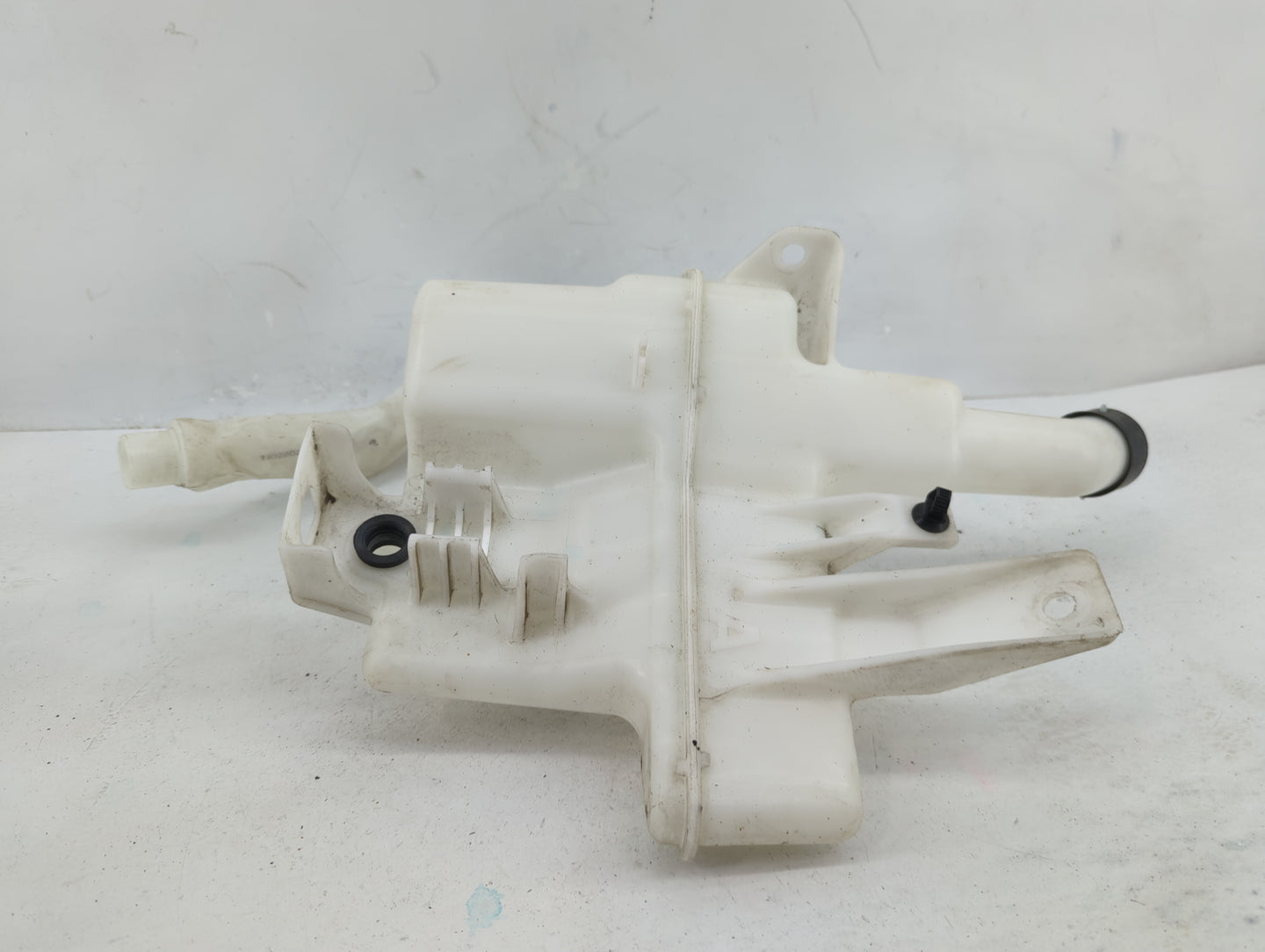 2018-2022 Honda Accord Windshield Washer Fluid Reservoir Bottle Oem - Oemusedautoparts1.com