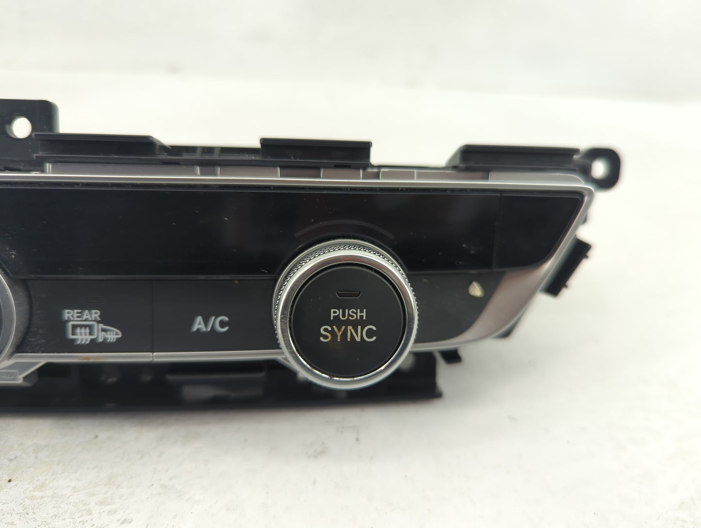 2021-2022 Honda Accord Climate Control Module Temperature AC/Heater Replacement P/N:79610TVAA10M1 Fits Fits 2021 2022 OEM Us