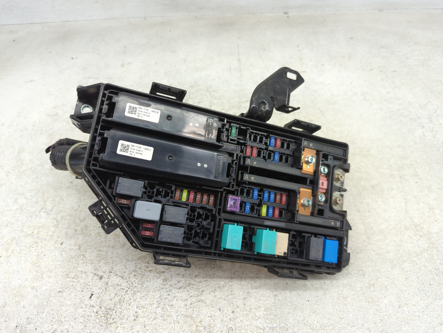 2021-2022 Honda Accord Fusebox Fuse Box Panel Relay Module P/N:TVA-A02 Fits Fits 2021 2022 OEM Used Auto Parts - Oemusedauto