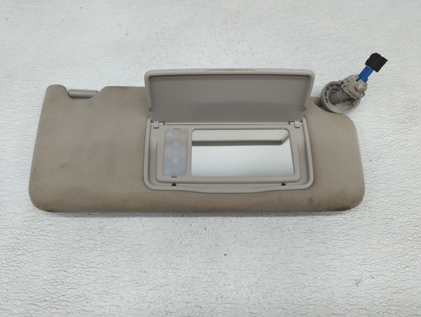 2018-2022 Honda Accord Sun Visor Shade Replacement Passenger Right Mirror Fits Fits 2018 2019 2020 2021 2022 OEM Used Auto P
