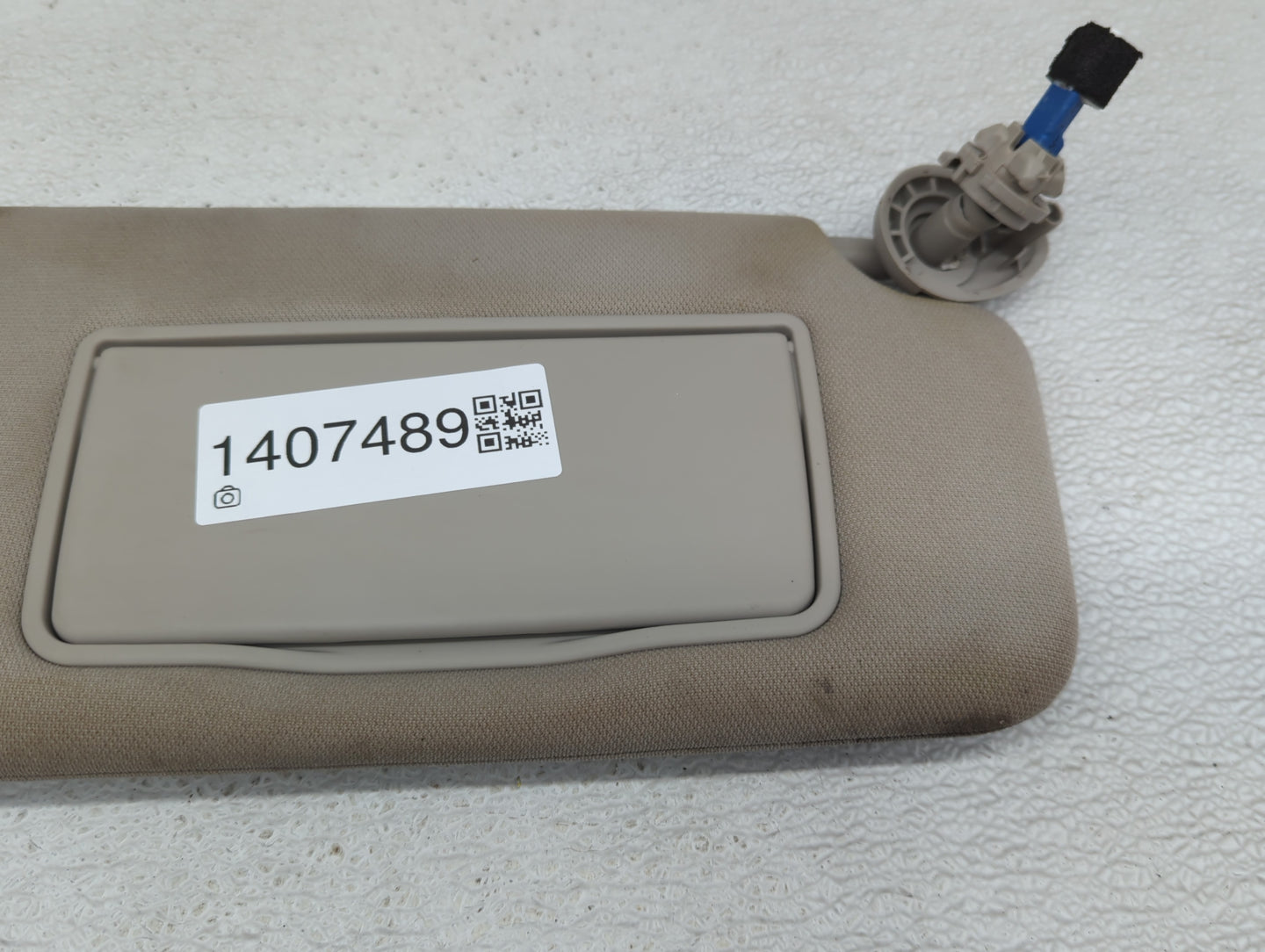 2018-2022 Honda Accord Sun Visor Shade Replacement Passenger Right Mirror Fits Fits 2018 2019 2020 2021 2022 OEM Used Auto P