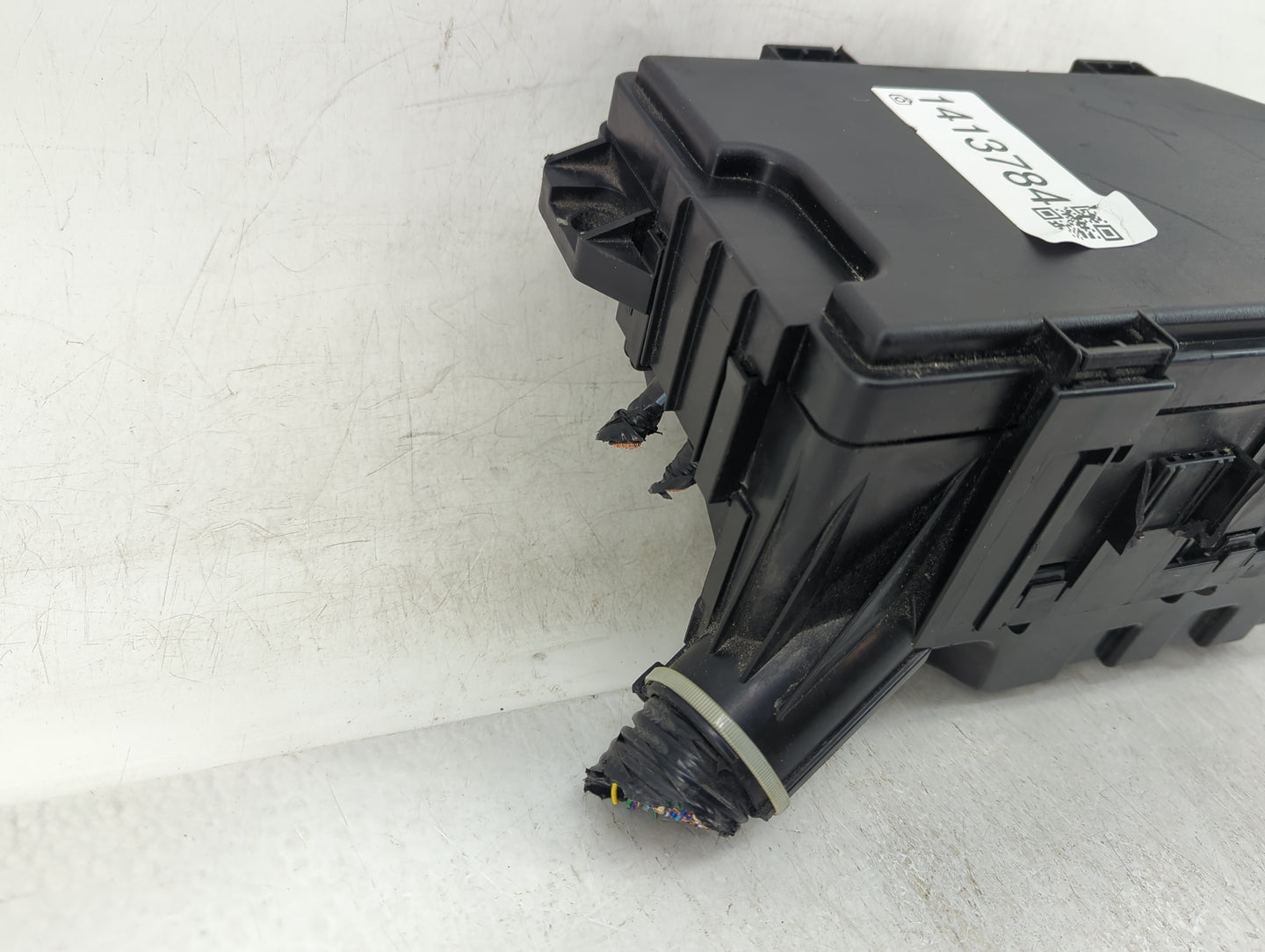 2021-2022 Honda Accord Fusebox Fuse Box Panel Relay Module Fits Fits 2021 2022 OEM Used Auto Parts - Oemusedautoparts1.com