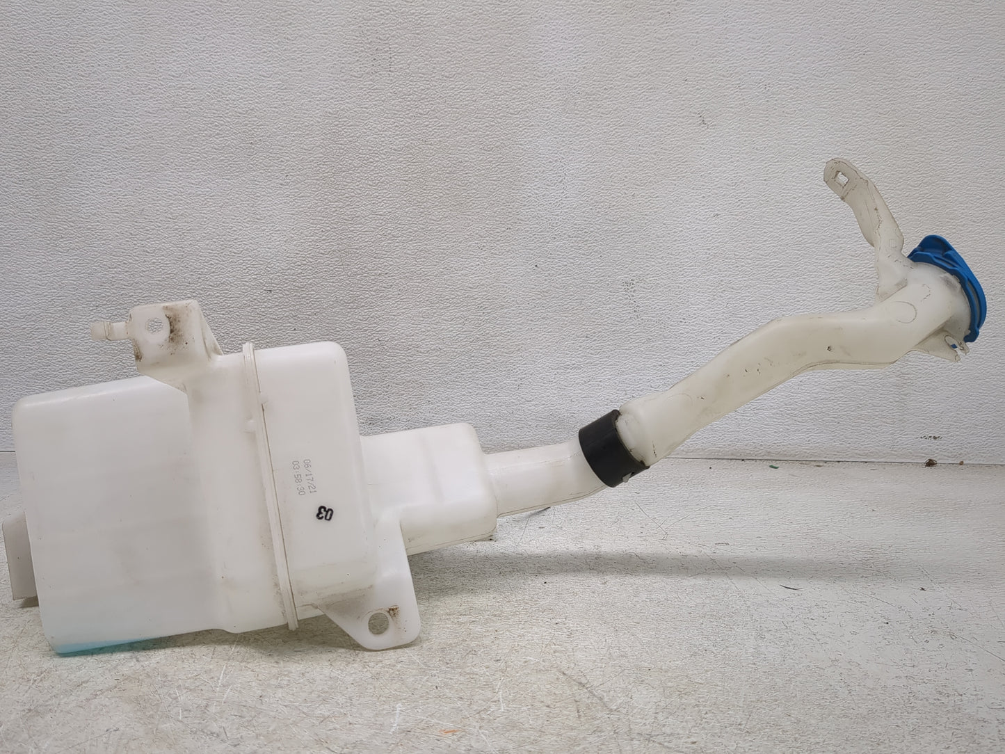 2018-2022 Honda Accord Windshield Washer Fluid Reservoir Bottle Oem - Oemusedautoparts1.com