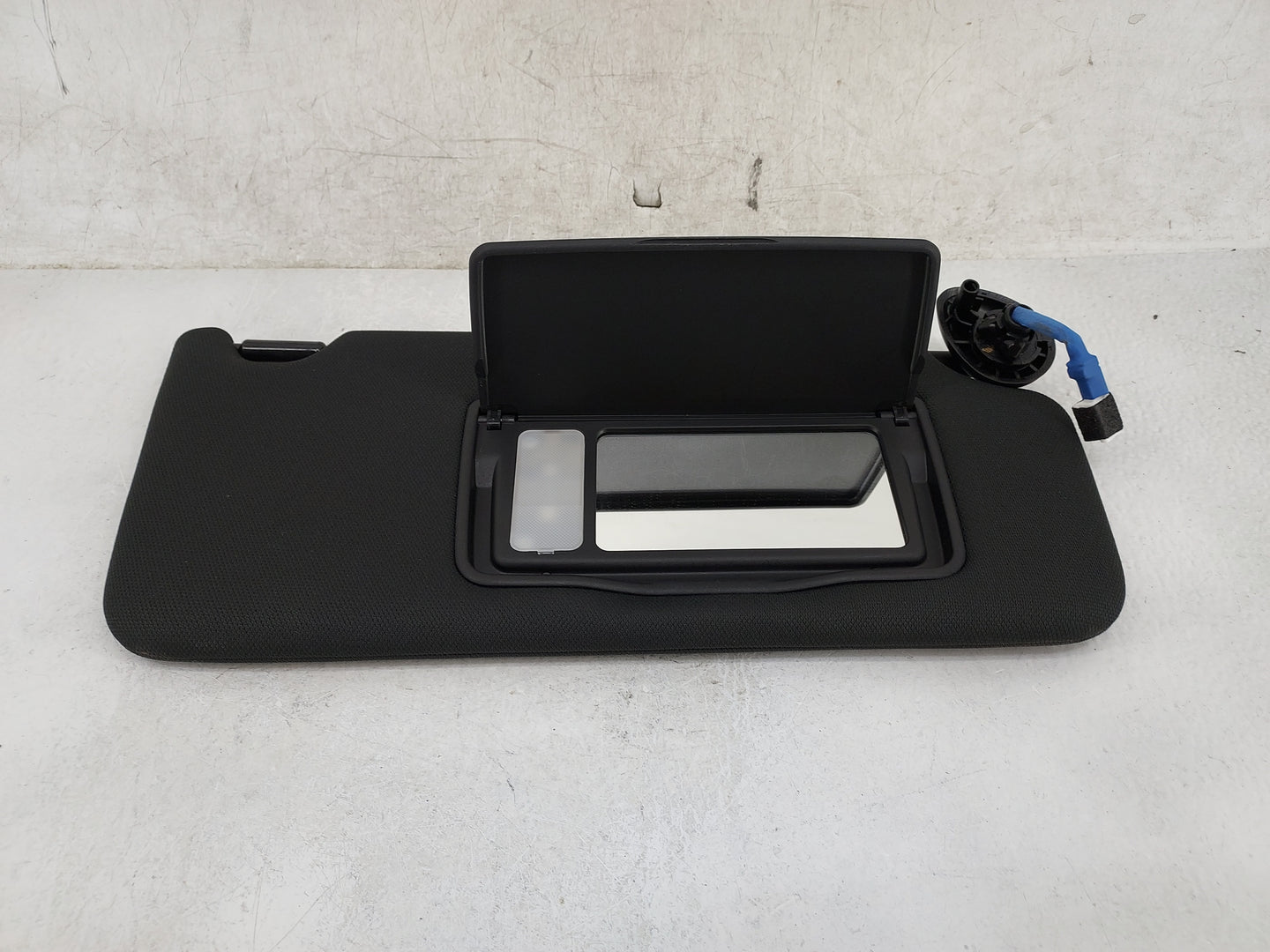 2018-2022 Honda Accord Sun Visor Shade Replacement Passenger Right Mirror Fits Fits 2018 2019 2020 2021 2022 OEM Used Auto P