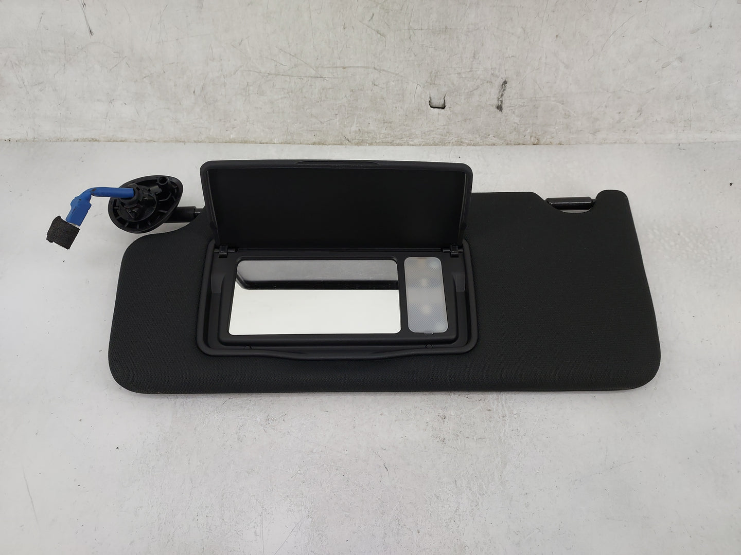 2018-2022 Honda Accord Sun Visor Shade Replacement Driver Left Mirror Fits Fits 2018 2019 2020 2021 2022 OEM Used Auto Parts