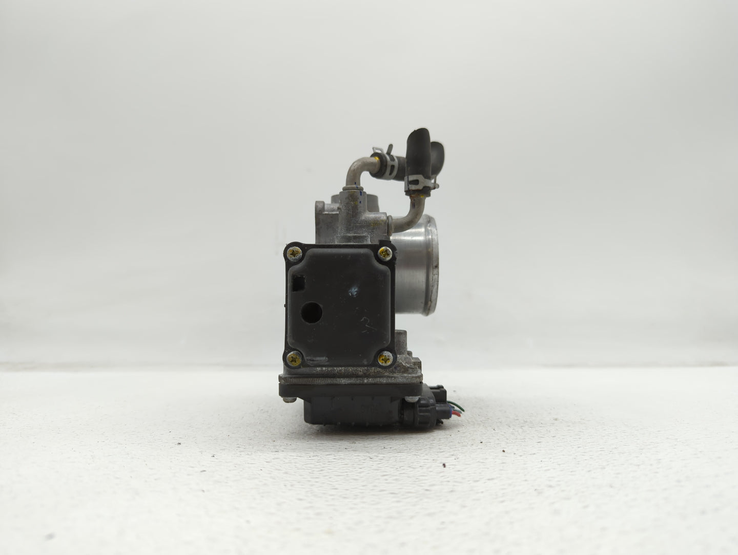 2018-2019 Honda Accord Throttle Body P/N:GMG9A Fits Fits 2016 2017 2018 2019 OEM Used Auto Parts - Oemusedautoparts1.com