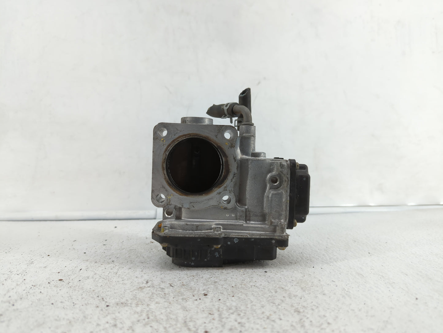 2018-2019 Honda Accord Throttle Body P/N:GMG9A Fits Fits 2016 2017 2018 2019 OEM Used Auto Parts - Oemusedautoparts1.com