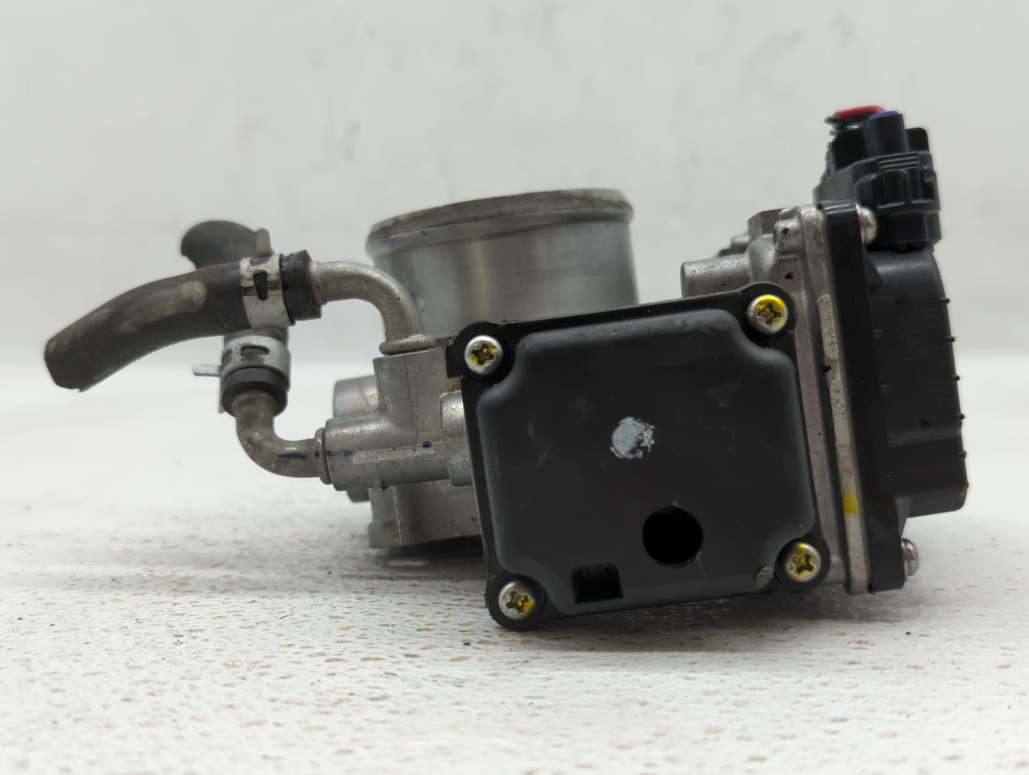 2018-2022 Honda Accord Throttle Body P/N:GMG9A Fits Fits 2016 2017 2018 2019 2020 2021 2022 OEM Used Auto Parts - Oemusedaut