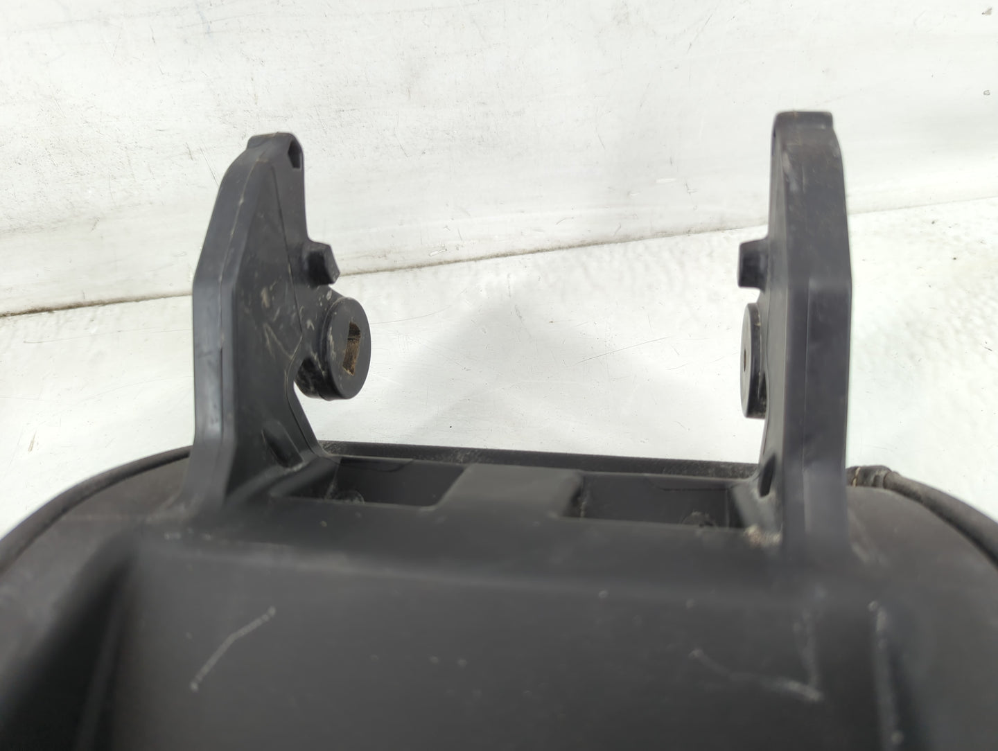 2021 Honda Accord Center Console Armrest Cover Lid Fits OEM Used Auto Parts - Oemusedautoparts1.com