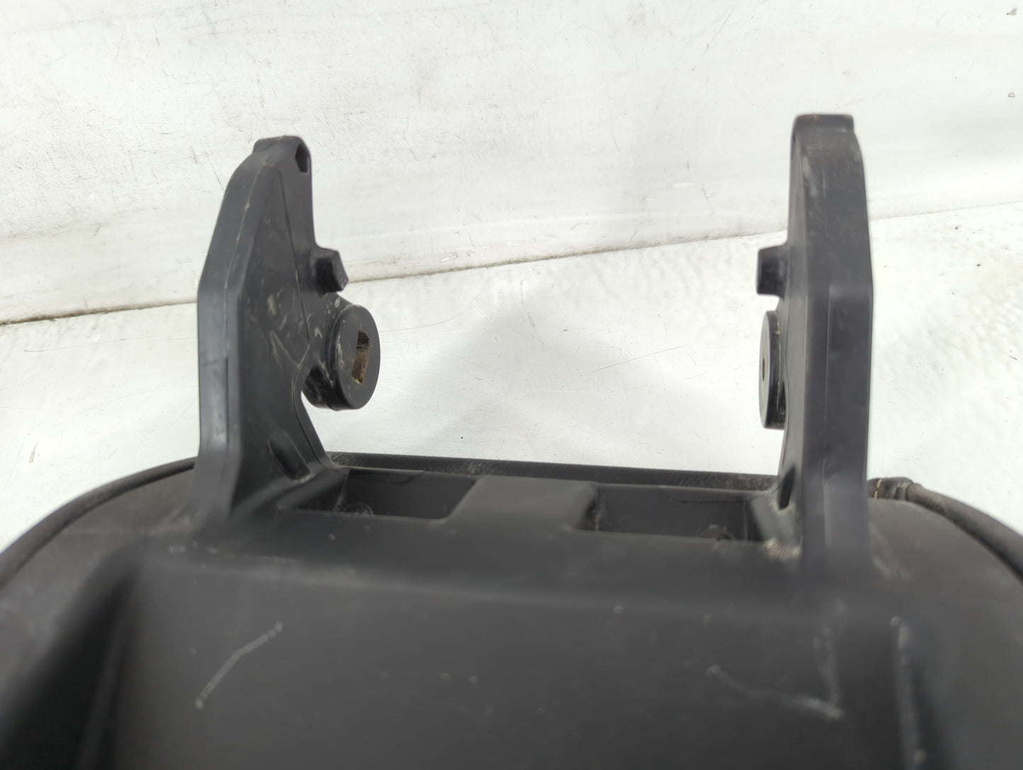 2021 Honda Accord Center Console Armrest Cover Lid Fits OEM Used Auto Parts - Oemusedautoparts1.com