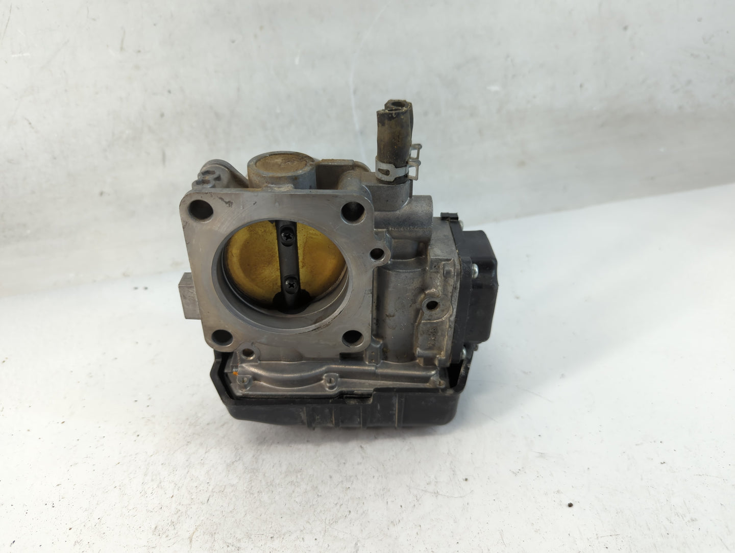 2018-2022 Honda Accord Throttle Body P/N:231758 M10712, GMH0A Fits Fits 2017 2018 2019 2020 2021 2022 OEM Used Auto Parts - 