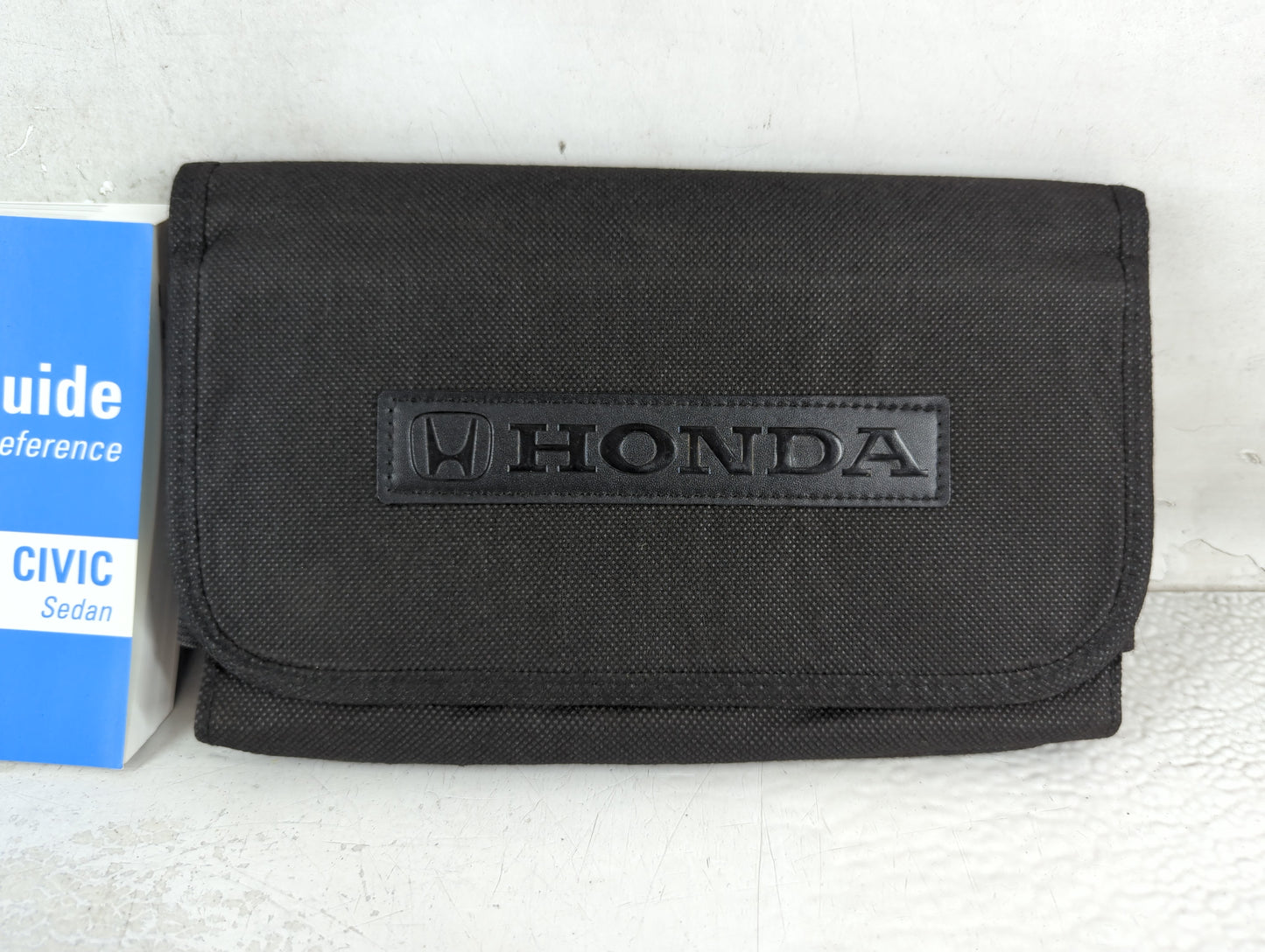 2021 Honda Civic Owners Manual Book Guide P/N:00X31-TBA-G500 OEM Used Auto Parts - Oemusedautoparts1.com