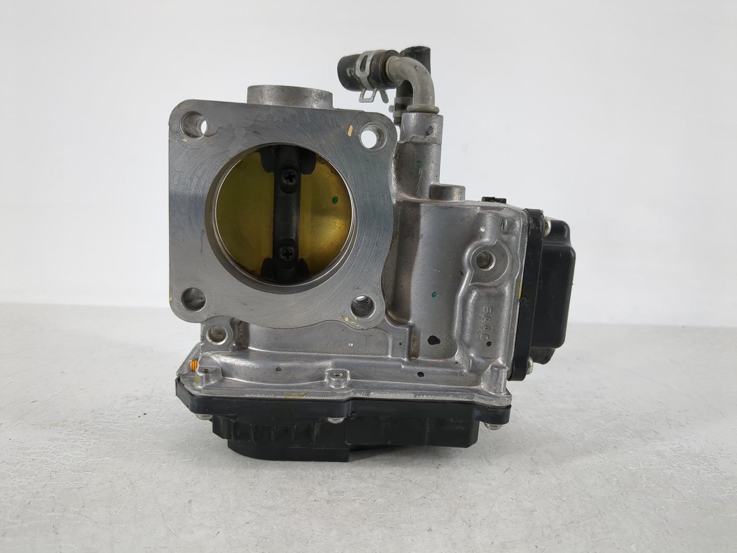 2016-2022 Honda Civic Throttle Body P/N:GMG9A M01209 Fits Fits 2016 2017 2018 2019 2020 2021 2022 OEM Used Auto Parts - Oemu