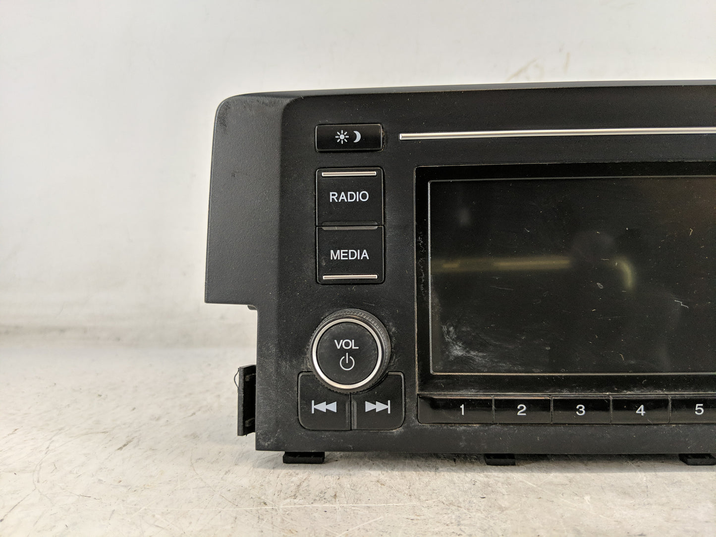 2019-2021 Honda Civic Radio AM FM Cd Player Receiver Replacement Fits Fits 2019 2020 2021 OEM Used Auto Parts - Oemusedautop